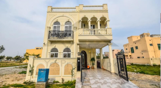 TOP QUALITY SAPNISH 6.25 MARLA BRAND NEW HOUSE FOR SALE IN DHA 9 TOWN