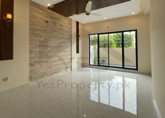 10 marla Most Beautiful Luxury House for sale in Central Park Housing Scheme