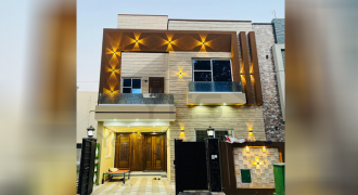 5 marla stylish elevation brand new house for sale in bahria town lahore