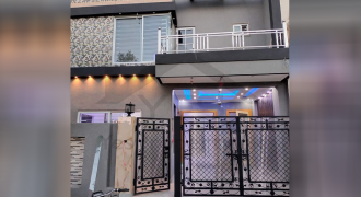 5 marla brand new house for sale in Central Park Housing Scheme main ferozpur road lahore