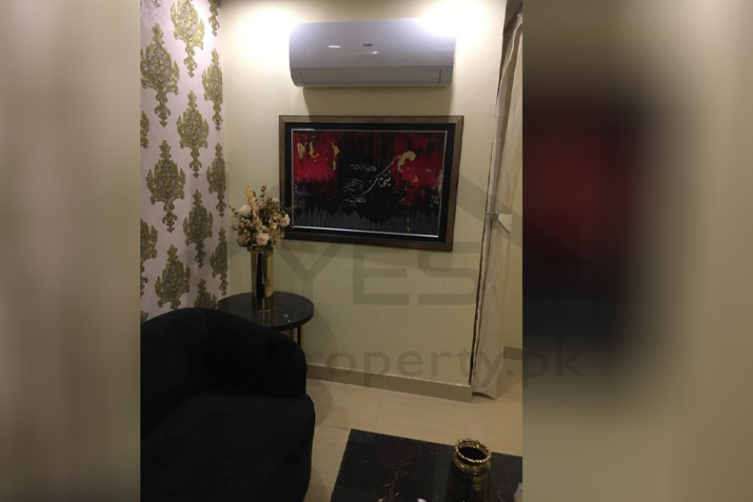 Bahria Town Lahore Fully furnished luxury 2 Bed Apartment available for rent