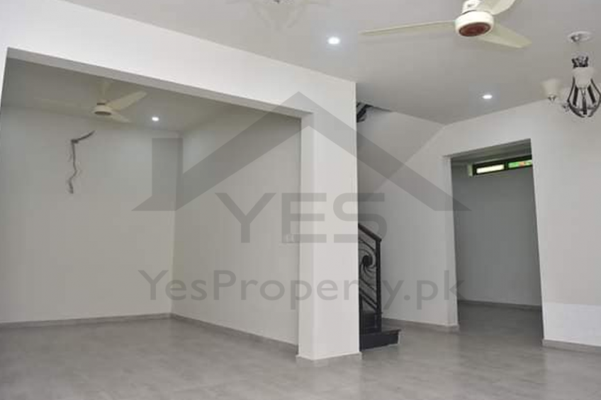 Brand New 100 Sq yds House for Sale in DHA Ph 7 Ext.