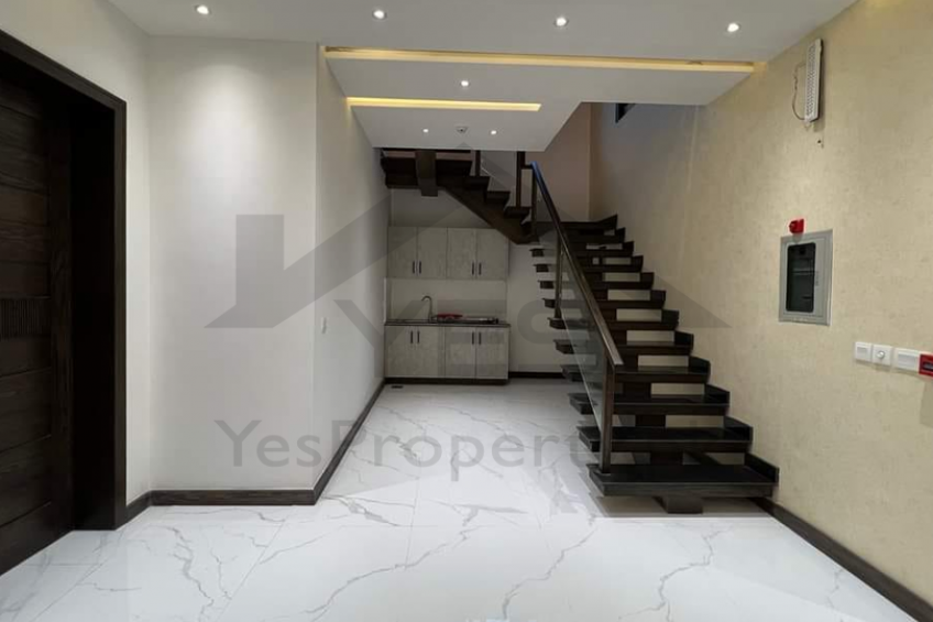 10 Marla Modern brand New Luxury House for Sale in DHA Lahore Phase 6