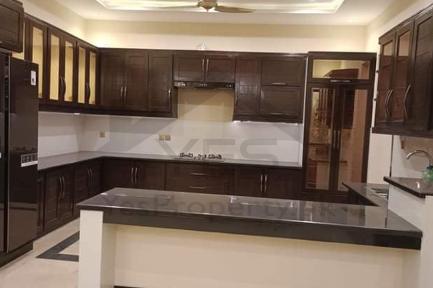 10 Marla Brand New House For Sale Fully Furnished Kashmir Road Nearby Imtiaz Mall It’s Very Beautiful Colony