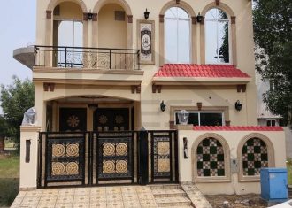 1 Kanal, Brand New, Beautiful House For Sale in DHA, Lahore.