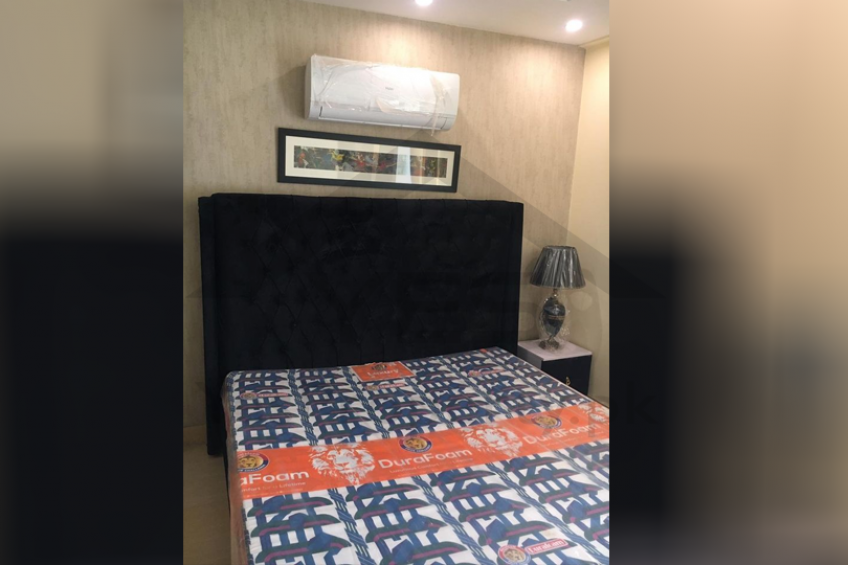 Bahria Town Lahore Fully furnished luxury 2 Bed Apartment available for rent