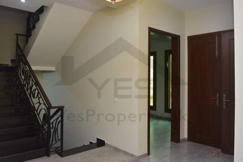 Brand New 100 Sq yds House for Sale in DHA Ph 7 Ext.