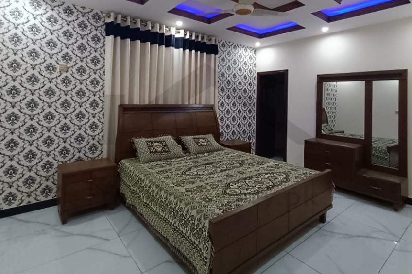 9.5 Marla Brand New Corner House For Sale Fully Furnished Kashmir Road