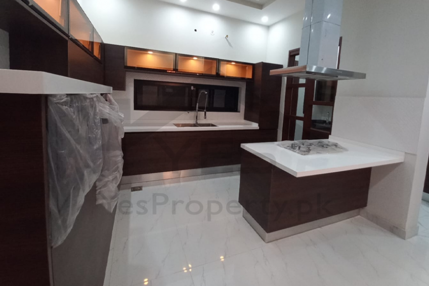 1 Kanal House for sale in overseas enclave B ext Bahria Town Lahore.